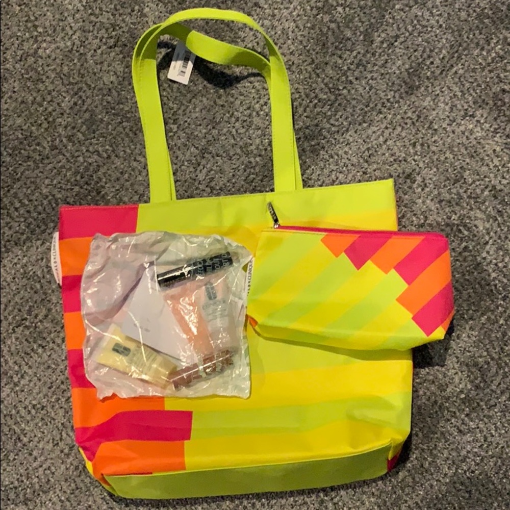 Clinique Bags with Makeup